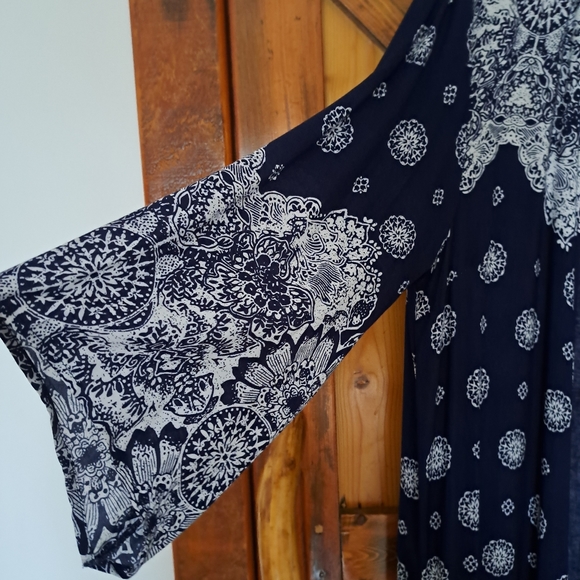 Maxi Length Kimono - Picture 3 of 14